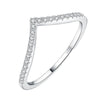 V-shaped ring with infinite shine