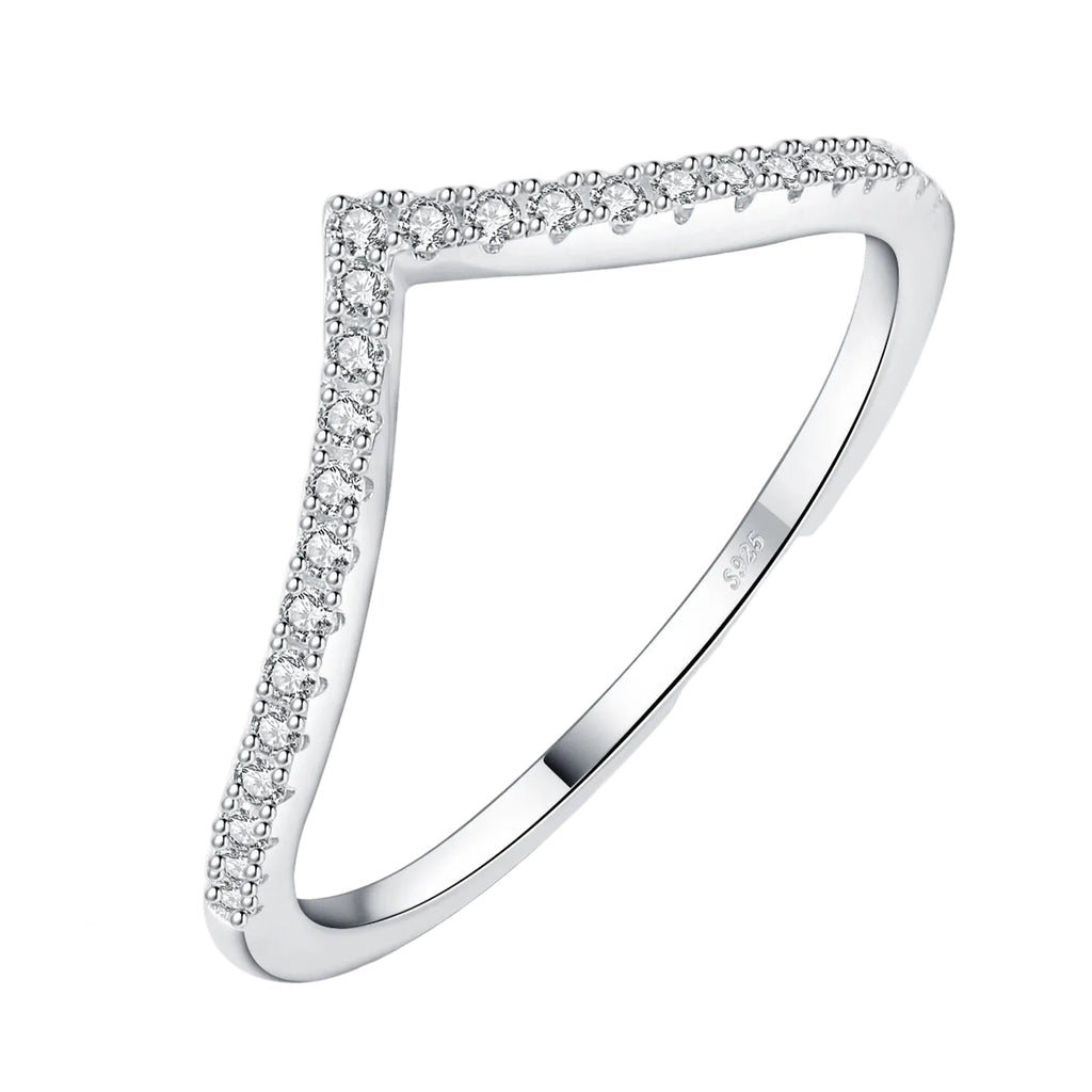 V-shaped ring with infinite shine