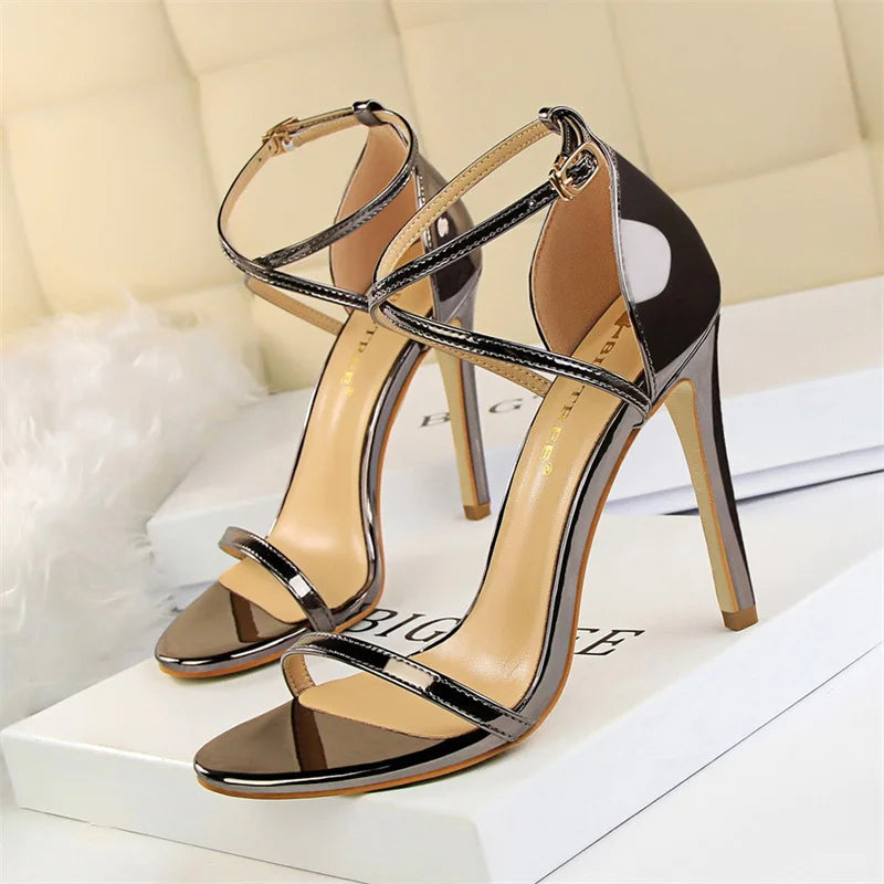 The Linear Silhouette Sandal