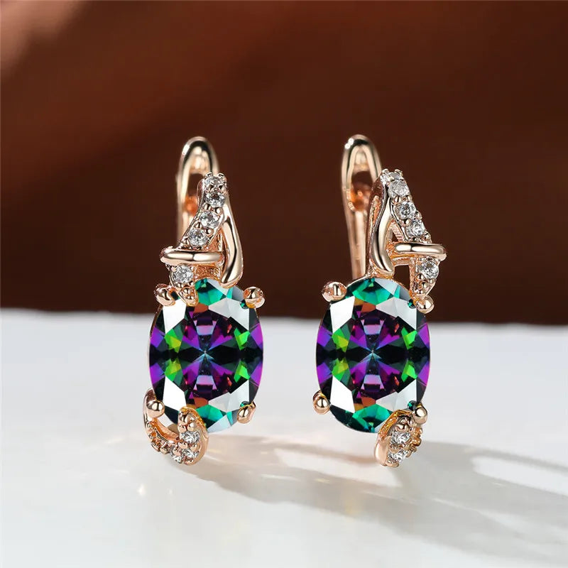 The Geometric Prism Clips