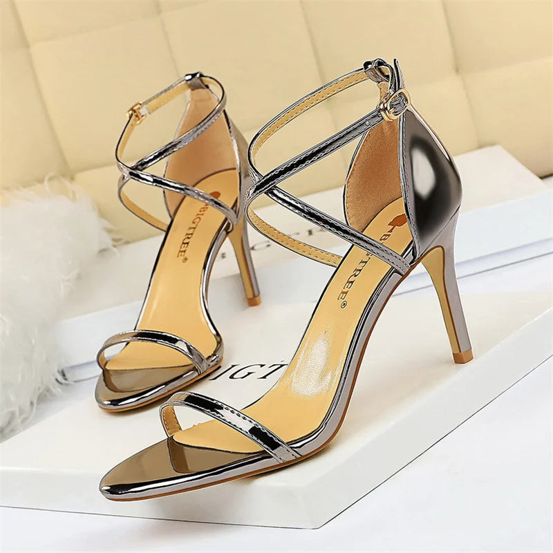 The Linear Silhouette Sandal