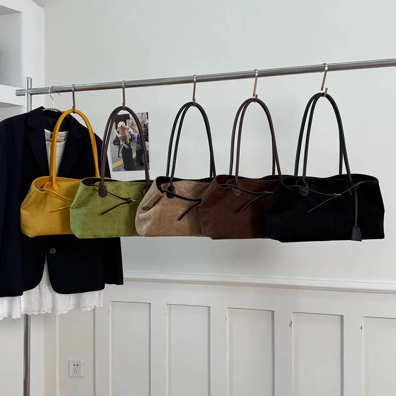 Vintage Chic Shoulder Bag