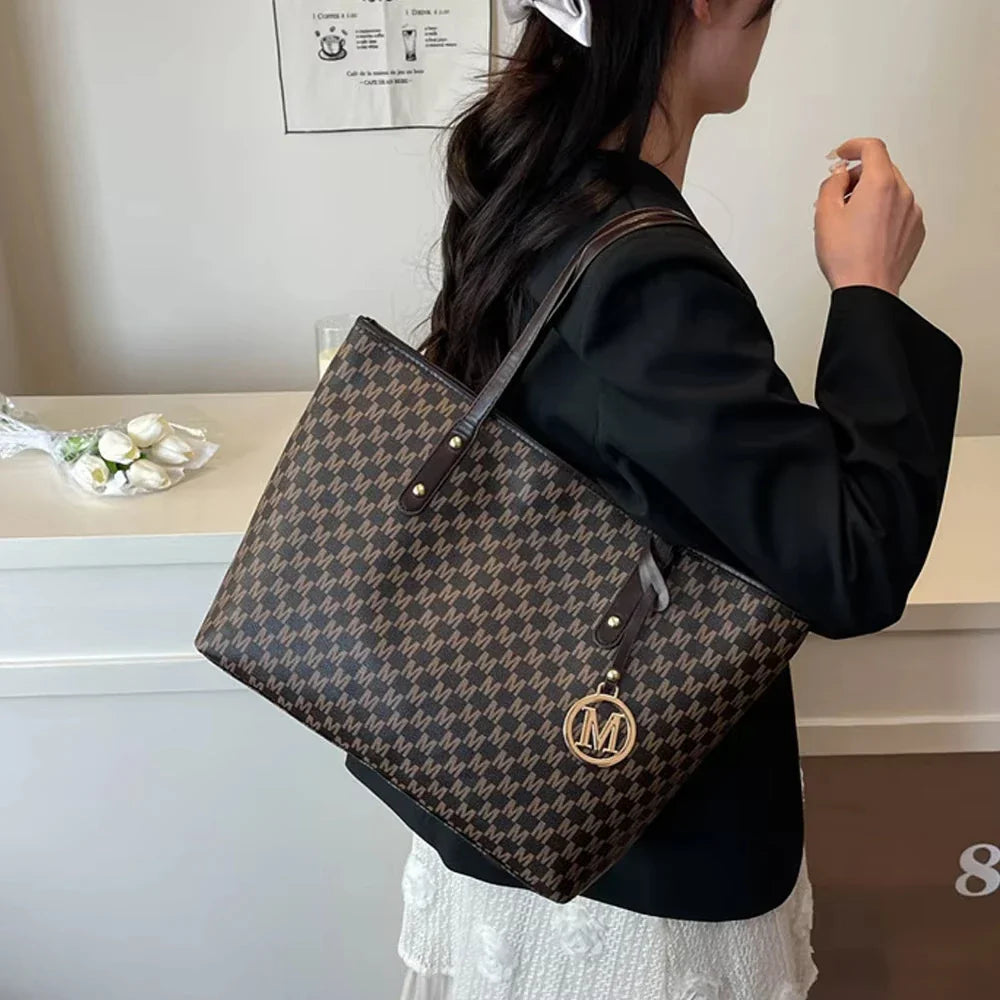 Elegant Vintage Tote Bag