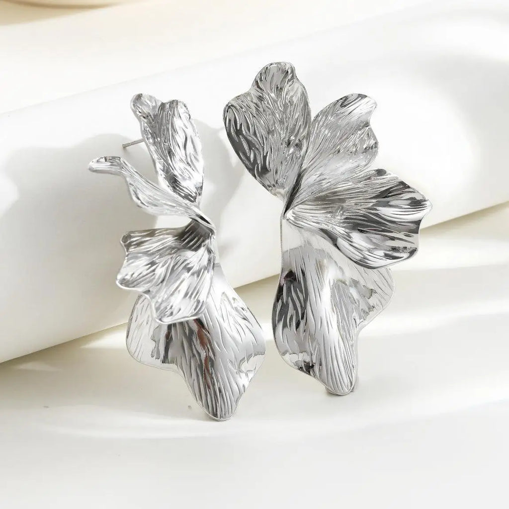 Brincos Ethereal Leaf Drops