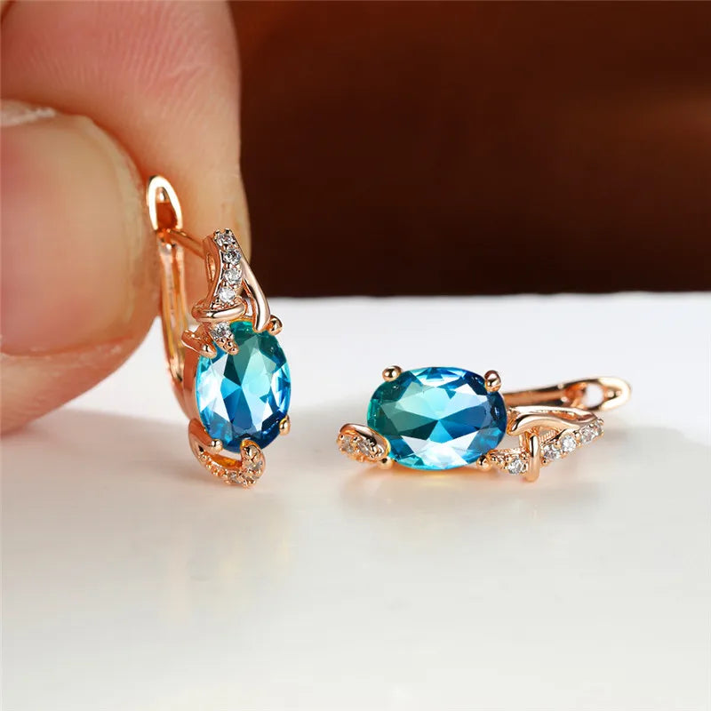 The Geometric Prism Clips
