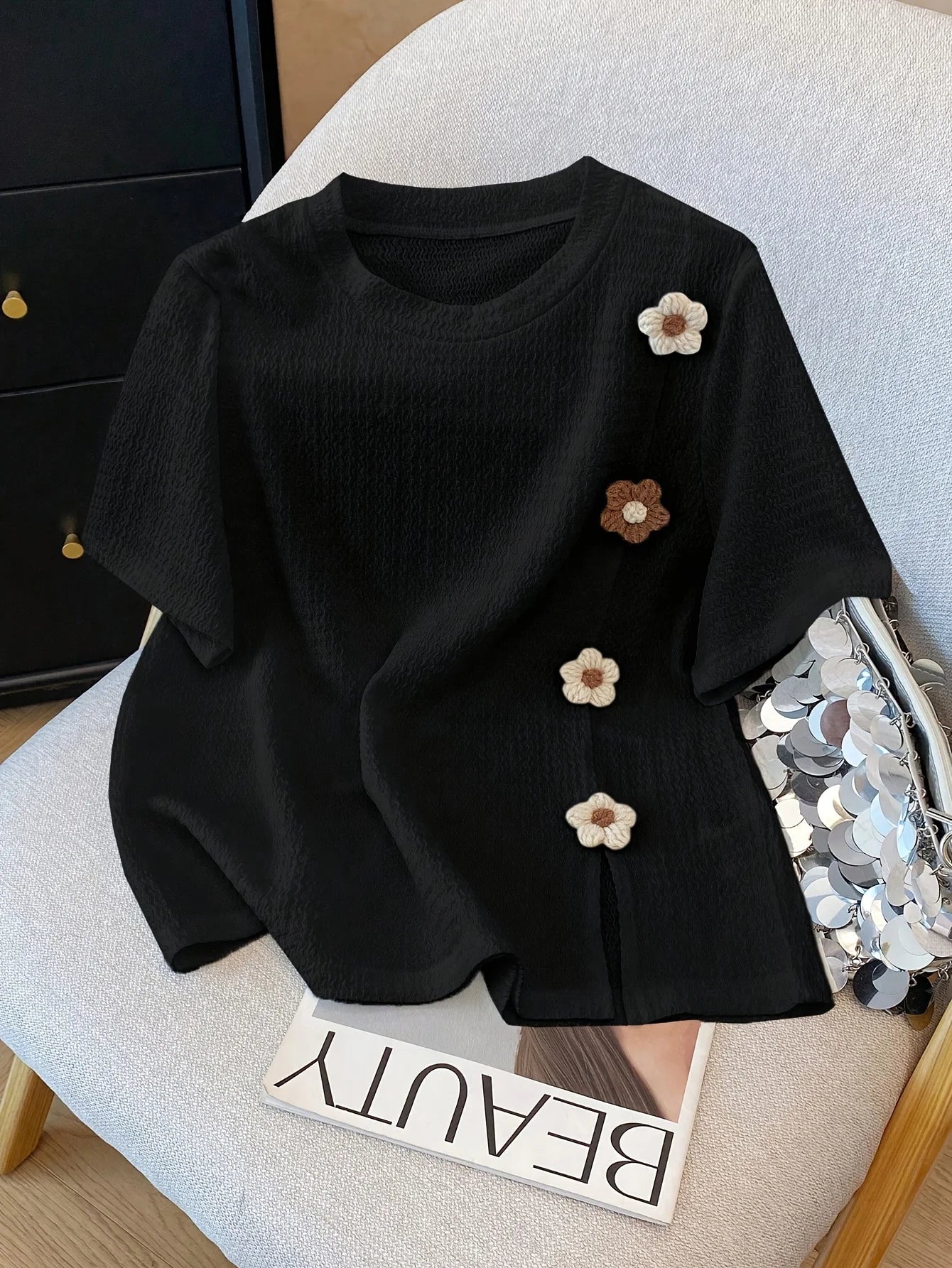 Sculpted Bloom Tee Top