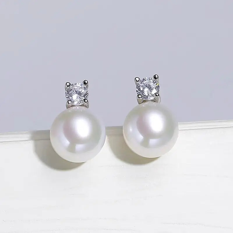 The Lofty Pearl Studs